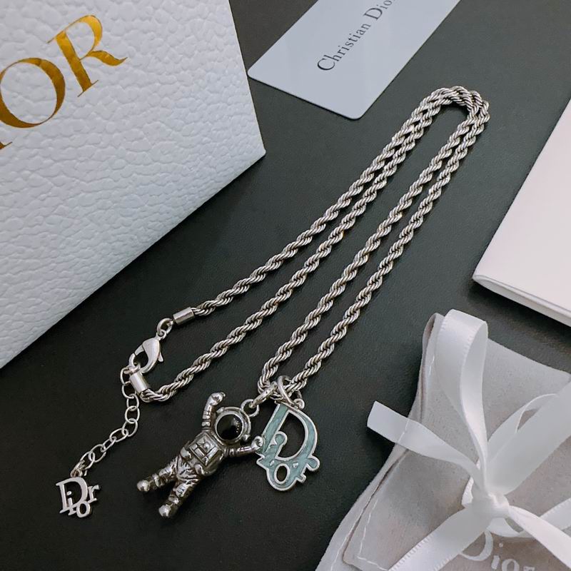 Dior Necklace 05lyr494
